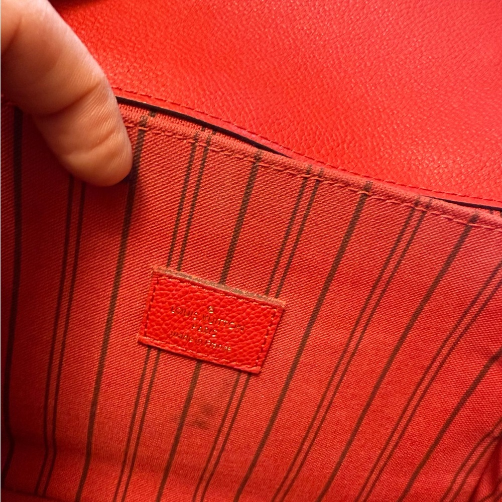 Louis Vuitton Pochette Métis Empreinte Red Scarlet | Full Set | Excellent - Picture 12 of 16